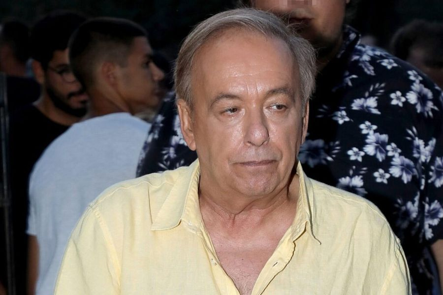 Ανδρέας Μικρούτσικος: Αγωνία για τον παρουσιαστή – Νέο πρόβλημα υγείας