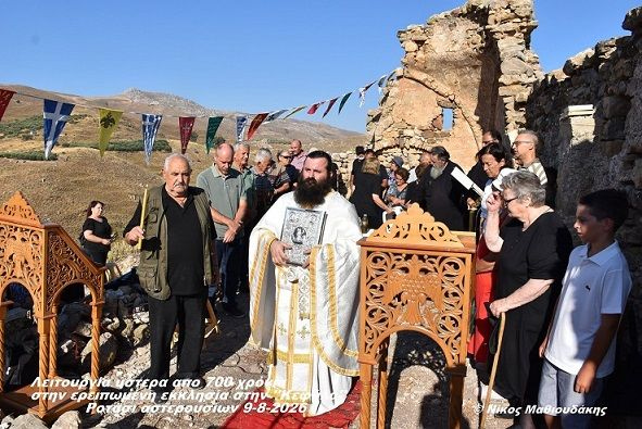 Αστερούσια: Ύστερα από 700 χρόνια χτύπησε ξανά η καμπάνα της πίστης στην «Κεφάλα»