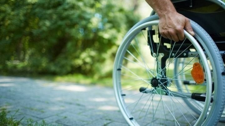 Ανοίγει σήμερα η πλατφόρμα για νέες αιτήσεις στο πρόγραμμα «Προσωπικός Βοηθός για ΑμεΑ»
