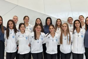 Καλλιτεχνική κολύμβηση: «Αυλαία» με τέταρτη θέση για την εθνική στο ελεύθερο ομαδικό