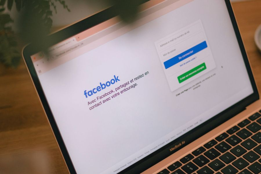 Νέα απάτη μέσω email στο Facebook – Μην πατήσετε τον σύνδεσμο, προσπαθούν να κλέψουν τους κωδικούς