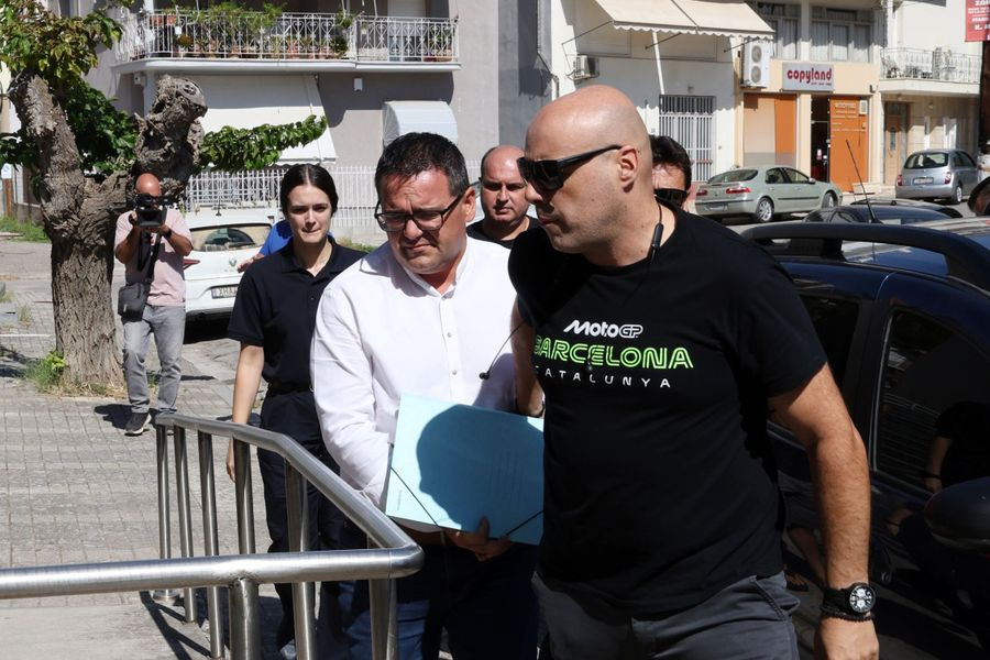 Στη φυλακή ο δήμαρχος Στυλίδας κι άλλοι δύο για τη megafire στην Αττικοβοιωτία