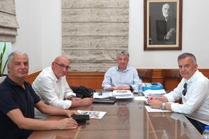 Συνάντηση του Περιφερειάρχη Κρήτης με τον Πρύτανη του Πανεπιστημίου Κρήτης και τον Πρόεδρο του ΙΤΕ
