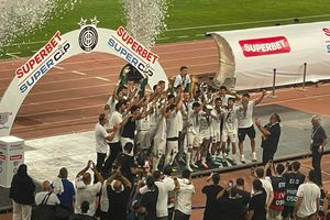 ΟΦΗ:Ο Περιφερειάρχης Κρήτης Σταύρος Αρναουτάκης για την κατάκτηση του Super Cup