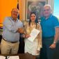 Η περηφάνια του δημάρχου για τον διορισμό της κόρης του