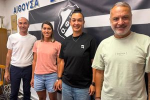 Δυνατό προπονητικό staff στην ομάδα ποδοσφαίρου γυναικών του ΟΦΗ