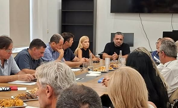 Εκτός σχεδίου δόμηση: «Καμπανάκι» Κοντεζάκη για Χανιά και Ρέθυμνο – «Κίνδυνος ανυπολόγιστης καταστροφής»