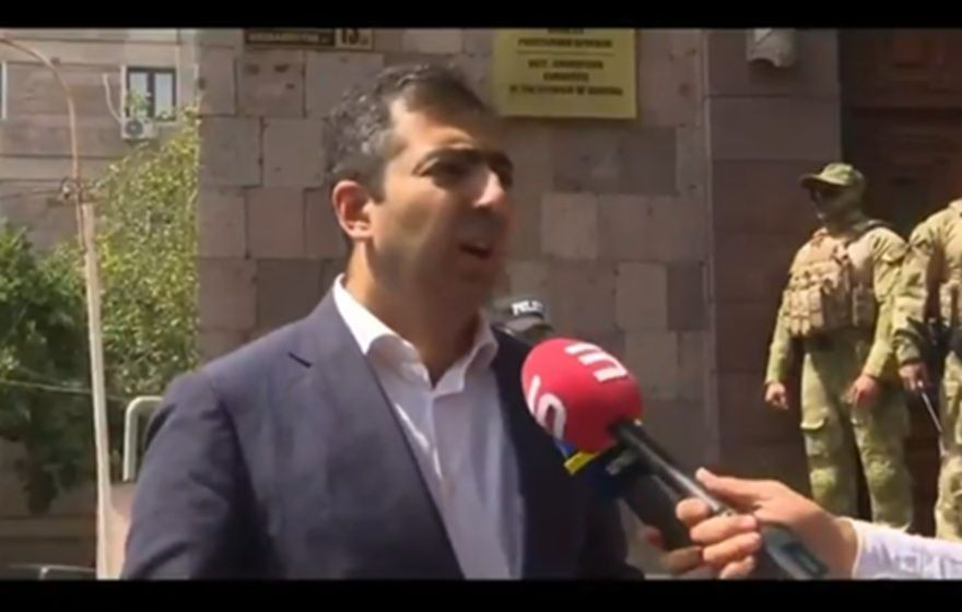 Αρμενία: Ο πρώην πρόεδρος της χώρας Ρόμπερτ Κοτσαριάν συνελήφθη για διαφθορά