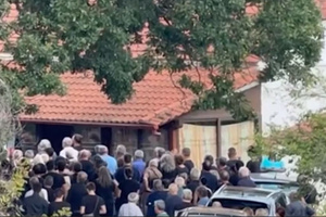 Βέροια: Θρήνος στο τελευταίο «αντίο» στην 18χρονη που «έσβησε» στα νερά του καταρράκτη Δερματά