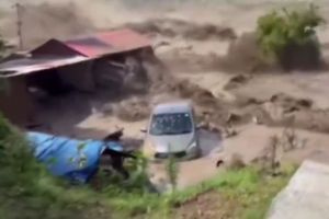 Νεπάλ: Τουλάχιστον 384 ταξιδιώτες, περιλαμβανομένων 291 ξένων υπηκόων, αγνοούνται μετά τις πλημμύρες