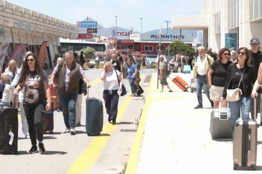 Αεροδρόμιο Ηρακλείου: Από ρεκόρ σε ρεκόρ… αριθμοί και επιβάτες στο “Ν. Καζαντζάκης” – Ανά εθνικότητες και η χώρα που έκανε το άλμα σε τουρίστες