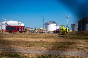 Ολλανδία: Ένας νεκρός και τραυματίες από έκρηξη σε διυλιστήριο στο λιμάνι του Ρότερνταμ