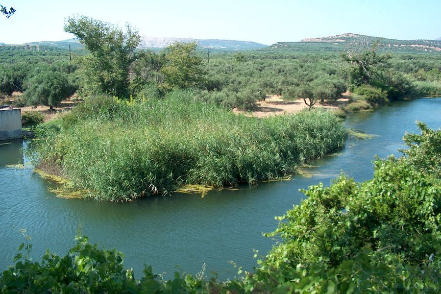 Απόψε η φωταγώγηση των μνημείων του νερού στο Ίνι