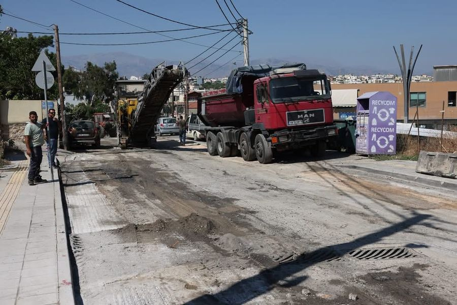 Σε πλήρη εξέλιξη οι εργασίες φρεζαρίσματος στο Ηράκλειο