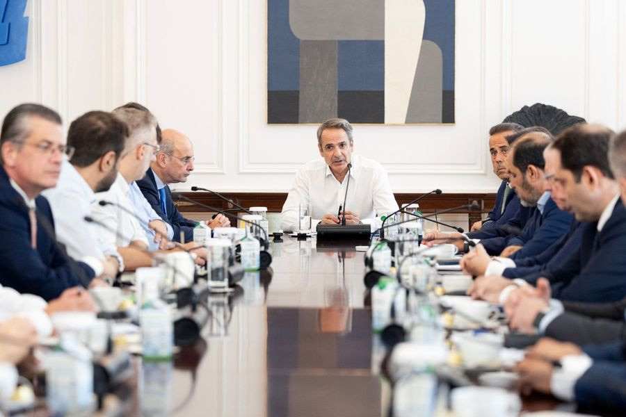 Φωτιά στη Δυτική Αττική: Όλα τα μέτρα στήριξης προς τους πυρόπληκτους – Τι αποφασίστηκε σε σύσκεψη υπό τον Μητσοτάκη