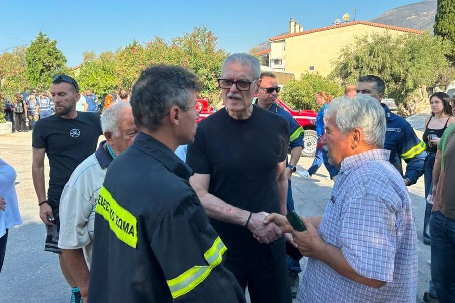 Στο Πόρτο Γερμενό ο Ευάγγελος Τουρνάς: «Προχωρούμε το ταχύτερο δυνατόν στην αποκατάσταση των ζημιών»