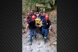 Όλυμπος: Επιχείρηση για τη διάσωση 50χρονης που τραυματίστηκε κατά τη διάρκεια πεζοπορίας