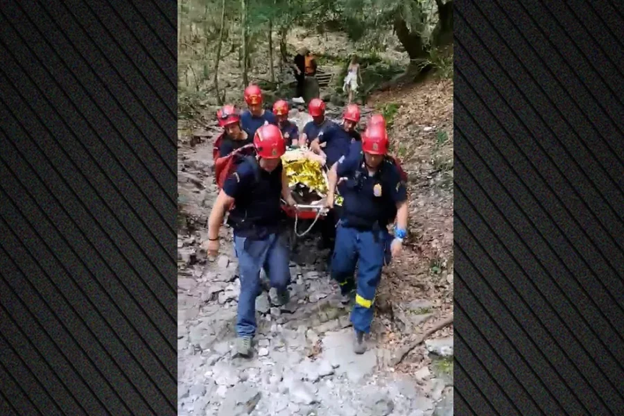 Όλυμπος: Επιχείρηση για τη διάσωση 50χρονης που τραυματίστηκε κατά τη διάρκεια πεζοπορίας