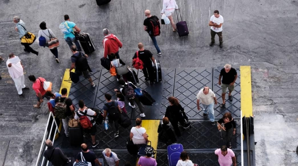 Με 100% πληρότητα αναχωρούν για Πειραιά τα πλοία από τη Σούδα