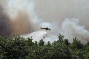 Γιατί η Κρήτη τέθηκε σε κατάσταση κινητοποίησης Red Code για πυρκαγιές – Η εξήγηση Κολυδά