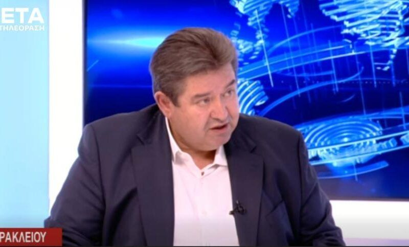 Την επιστροφή του Χριστουγεννιάτικου Κάστρου Πλατείας Ελευθερίας ζητά ο Μιχάλης Καραμαλάκης