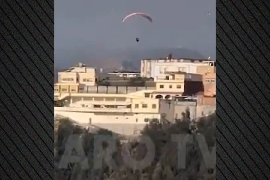 Μετανάστης βρήκε τραγικό θάνατο όταν επιχείρησε να μπει στη Θέουτα με αλεξίπτωτο πλαγιάς