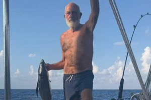 Θρίλερ ανοιχτά της Πύλου: Αγνοείται 66χρονος Ισπανός – Η σύζυγός του έμεινε τρεις ημέρες στο σκάφος