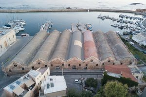 Στην τελικά ευθεία ο διαγωνισμός για τα εμβληματικά Νεώρια των Χανίων