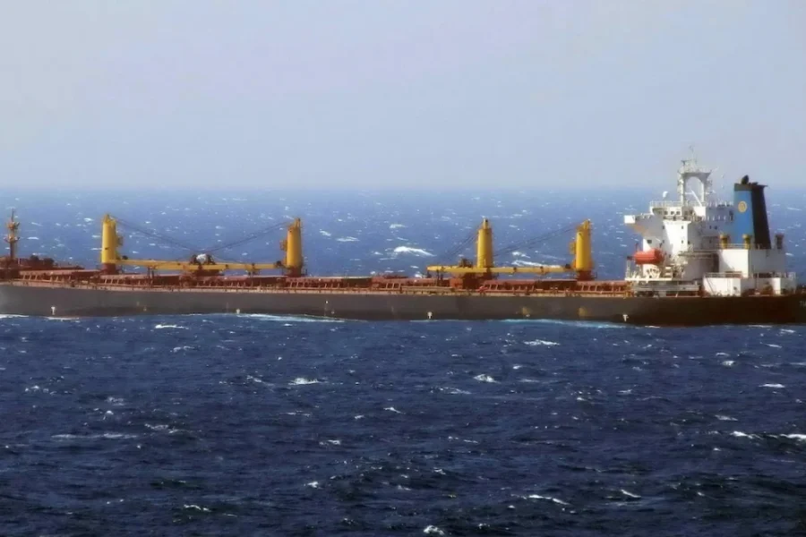 Τραγωδία στον Ινδικό: Βυθίστηκε bulk carrier με 24 ναυτικούς, αγωνία για τους 22 αγνοουμένους