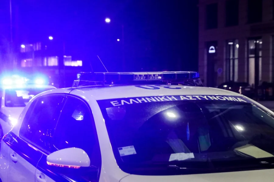 Θεσσαλονίκη: Ξυλοκόπησαν και λήστεψαν αστυνομικό που βρισκόταν εκτός υπηρεσίας