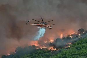 Συγκλονιστικό βίντεο με το Πόρτο Γερμενό πριν και μετά την καταστροφή