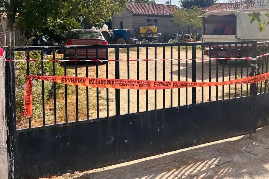 Ο τραγικός ρόλος των παιδιών μετά το φονικό στη Ροδόπη – Ο 19χρονος γιος μετέφερε τη νεκρή μητέρα του ενώ η 16χρονη κόρη καλούσε τη Αστυνομία
