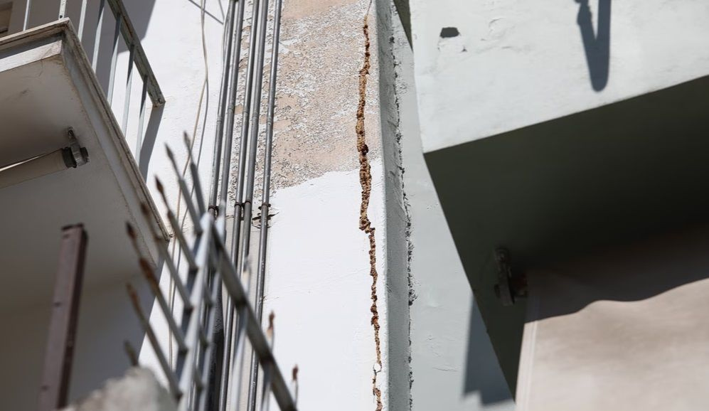 Κυψέλη: Μετακίνηση κτιρίων από τις εργασίες του μετρό – Μηχανικός εντόπισε προβλήματα στη στατικότητα
