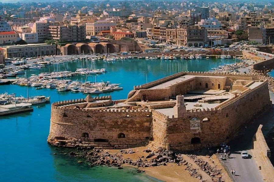 Thomas Cook: Το Ηράκλειο στους 12 πιο οικονομικούς προορισμούς για φθινοπωρινό city break
