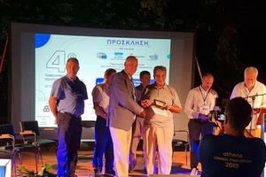 Ο Μεσσαρίτης γλύπτης Γιάννης Κοντός τιμήθηκε στο 4ο Πανελλήνιο Forum Πολιτισμού και Τουρισμού στο Αίγιο