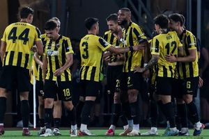 Champions League: Με περίπατο η ΑΕΚ στ’ αστέρια