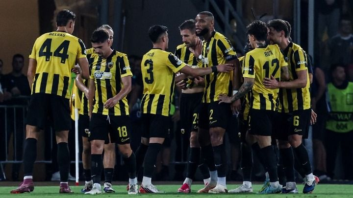 Champions League: Με περίπατο η ΑΕΚ στ’ αστέρια