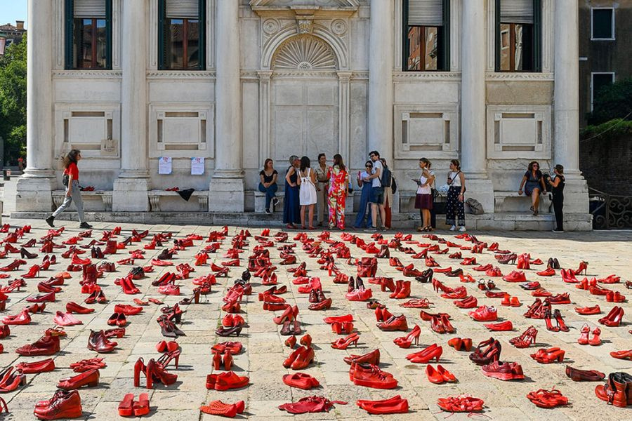 Έξι γυναικοκτονίες μέσα σε τέσσερις ημέρες στην Ιταλία, 72χρονη λιθοβολήθηκε μέχρι θανάτου από τον σύζυγό της