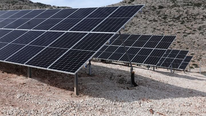 Η Ελλάδα συμβάλλει στη συγκράτηση των τιμών ηλεκτρικής ενέργειας στα Βαλκάνια σε σχέση με την Κεντρική Ευρώπη