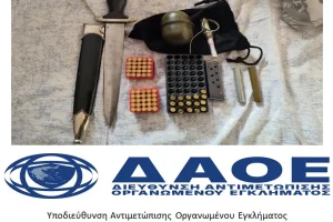 Συνελήφθη 68χρονος με τον τίτλο «Vor V Zakone» – Kατείχε πιστόλι, χειροβομβίδα και πυρομαχικά