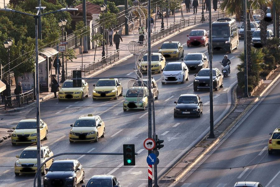 Απλήρωτα τέλη κυκλοφορίας του 2021: Ποιοι θα πάρουν «ραβασάκι» από την ΑΑΔΕ