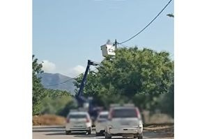 Αστυνομικές επιχειρήσεις με αστυνομικό σκύλο και drone σε οικισμούς σε Ασπρόπυργο και Κορωπί – Συνολικά 12 συλλήψεις