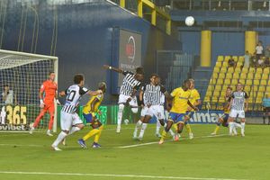 Super League: Πέρασε από το Αγρίνιο ο ΠΑΟΚ – Η βαθμολογία μετά την 5η αγωνιστική