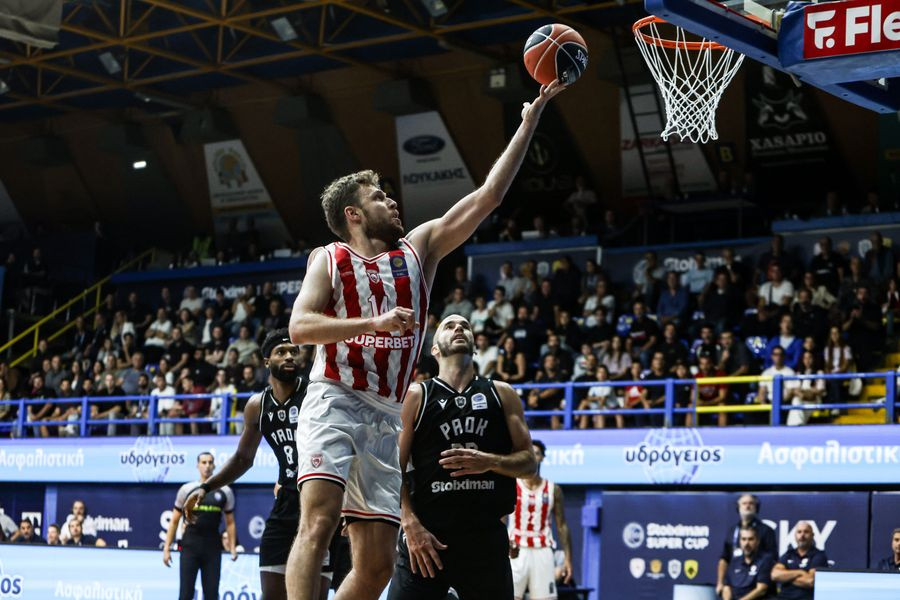 Ο Ολυμπιακός την κούπα, ο ΠΑΟΚ τις εντυπώσεις