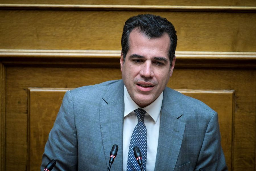 Από την Κρήτη στη Σάμο οι μεταφορές μεταναστών – Τι ανέφερε ο Θάνος Πλεύρης