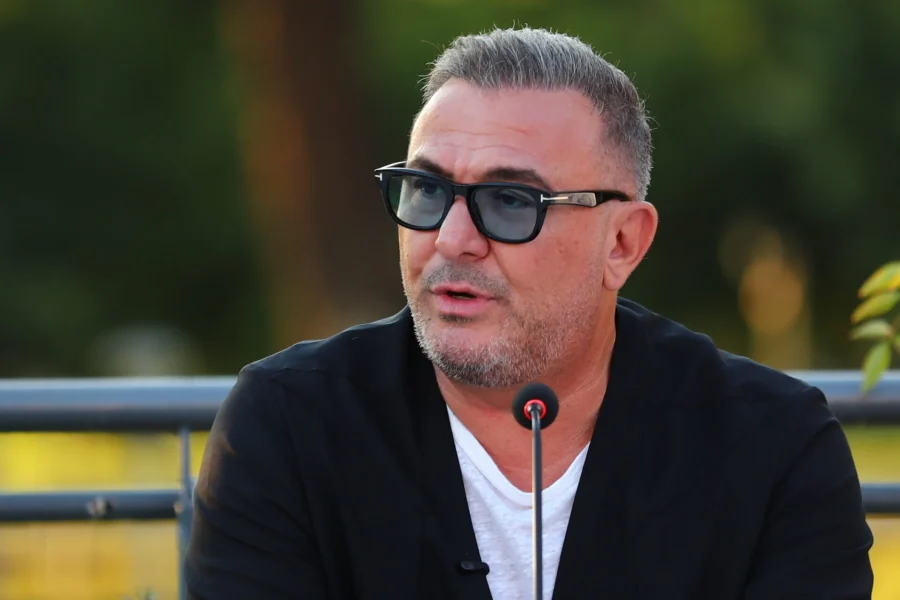 Αντώνης Ρέμος: Στέλνει πασίγνωστη influencer στα δικαστήρια – Την κατηγορεί για συκοφαντική δυσφήμηση