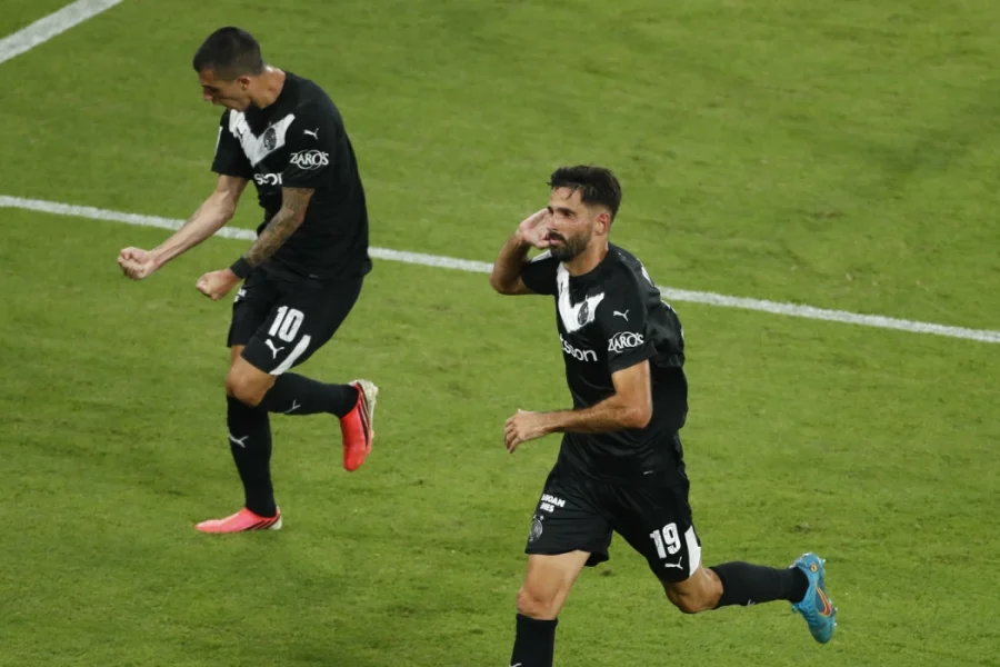 Με “κανονιά” του Κόντρο ο τεράστιος ΟΦΗ κέρδισε τον Ολυμπιακό μέσα στο “Καραϊσκάκη”