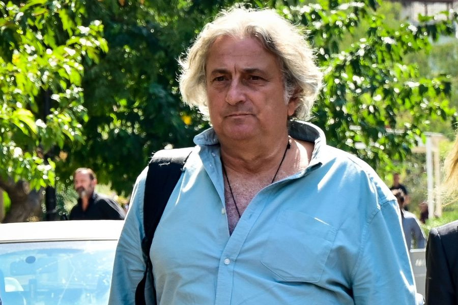 Θάνατος Γιώργου Μαζωνάκη: Ο υπνοθεραπευτής «σπάει» τη σιωπή του – «Τίποτα δεν θα είχε γίνει»