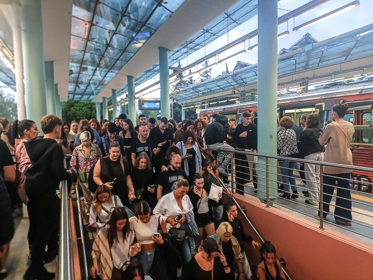 35.000 θεατές μετακινήθηκαν με τον ΗΣΑΠ μετά τη συναυλία της Βίσση στο ΟΑΚΑ