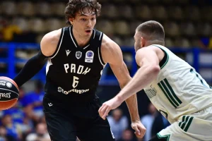 Με buzzer beater του Οσμάν ο ΠΑΟΚ στον τελικό του Super Cup